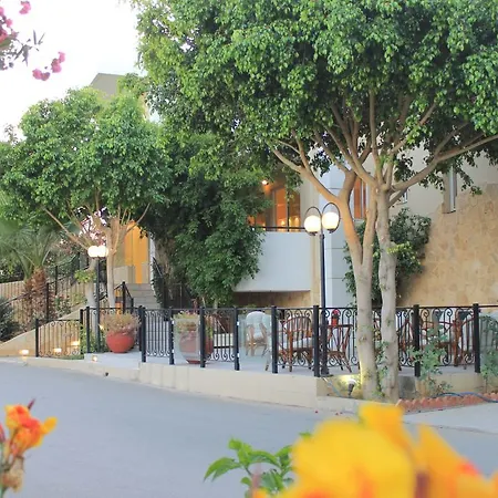 Varvaras Diamond 3* Platanes (Rethymno)