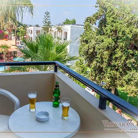 Aparthotel Varvaras Diamond 3*