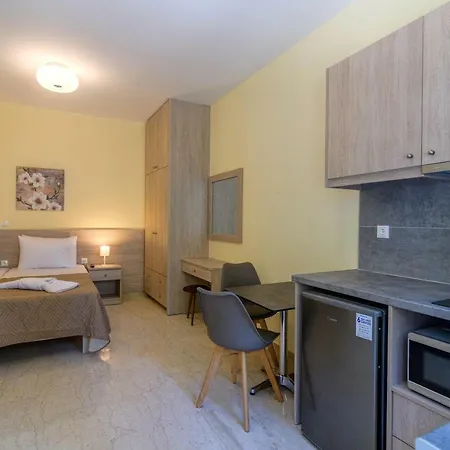 Aparthotel Varvaras Diamond